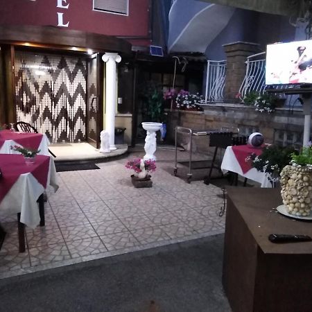 Hotel La Carina Grottaminarda Extérieur photo
