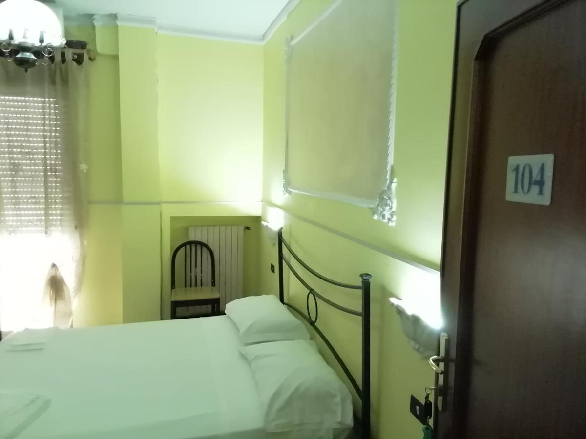 Hotel La Carina Grottaminarda Extérieur photo